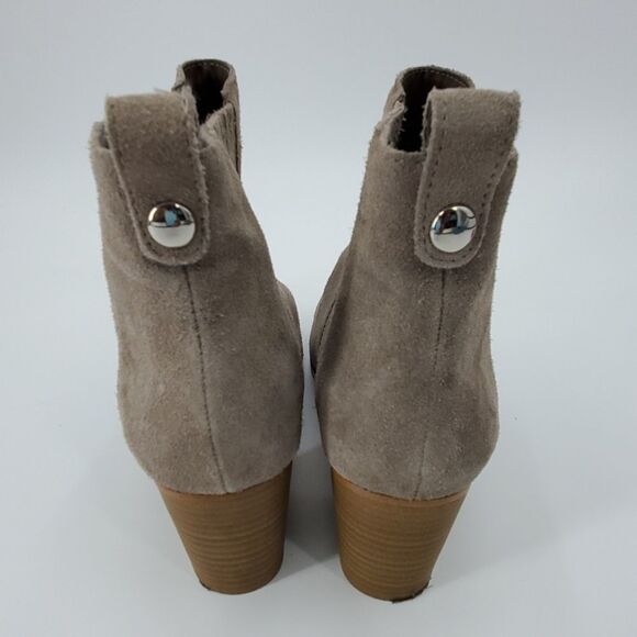 INC  International Concept women's 11 Fainn gray suede ankle boots - Picture 3 of 7
